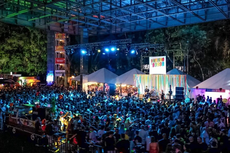 Bailinho do Bossa celebra os 18 anos da casa com palco 360º e noite inédita na Ópera Concept Hall